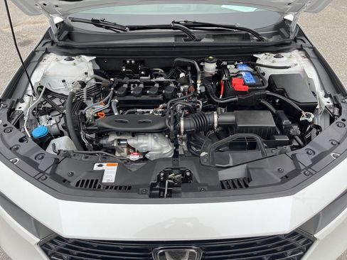 Used 2025 Honda Accord SE image 26