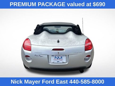 Used 2007 Pontiac Solstice Convertible w/ Premium Package RWD image 7