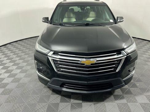 Used 2023 Chevrolet Traverse LT image 8
