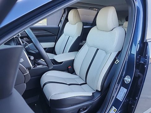 Certified 2026 MAZDA CX-50 AWD 2.5 S w/ Accent Package image 21