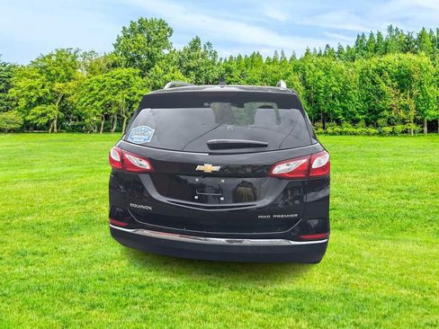 Used 2021 Chevrolet Equinox Premier AWD/4WD image 7