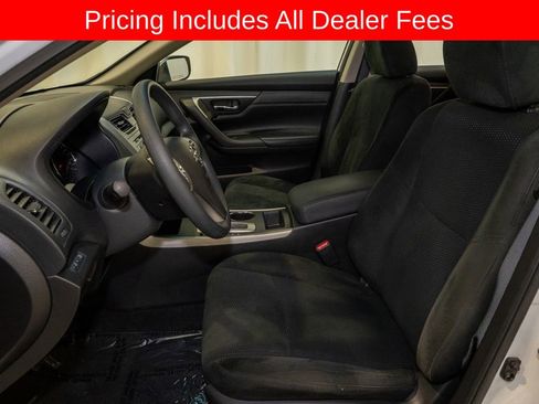 Used 2015 Nissan Altima 2.5 S w/ Power Driver Seat Package FWD image 10