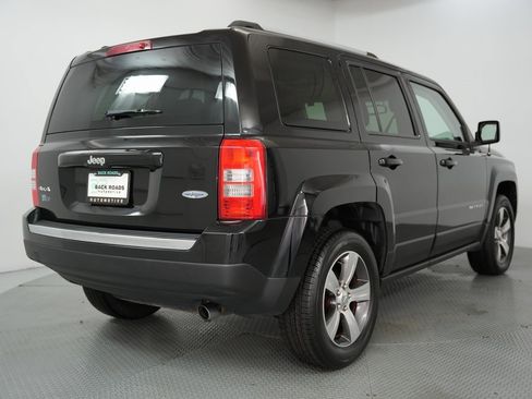 Used 2016 Jeep Patriot High Altitude image 9