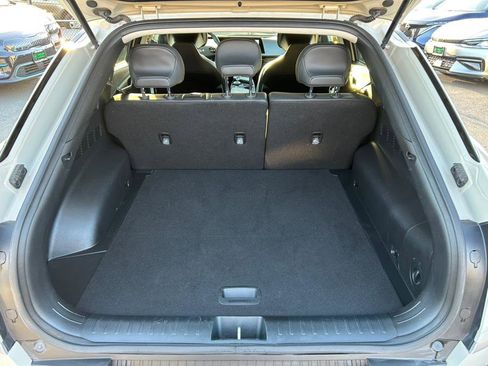 Used 2024 Kia EV6 Light image 59