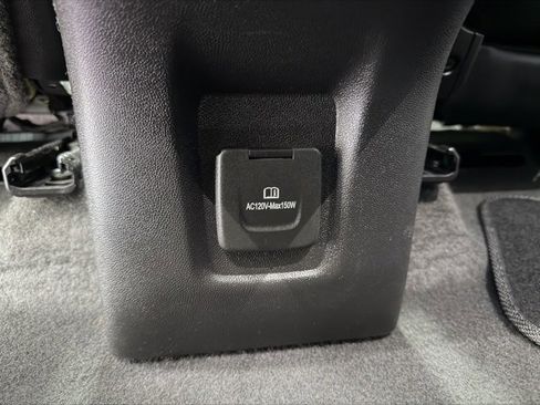 Used 2022 GMC Terrain AT4 image 37