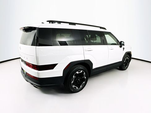 Used 2025 Hyundai Santa Fe SEL image 9