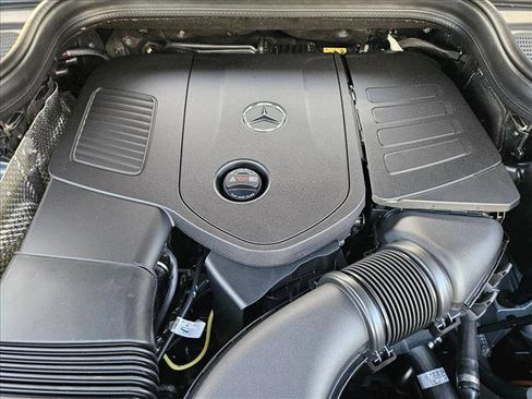 Used 2025 Mercedes-Benz GLE 350 4MATIC image 17