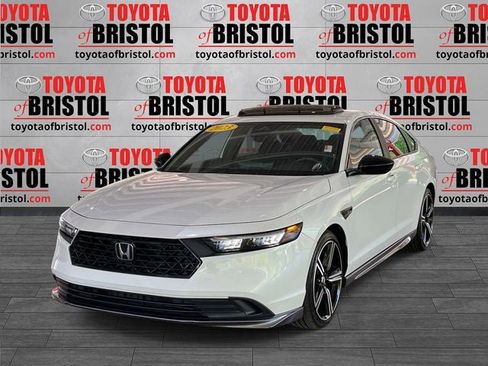 Used 2023 Honda Accord Sport image 8