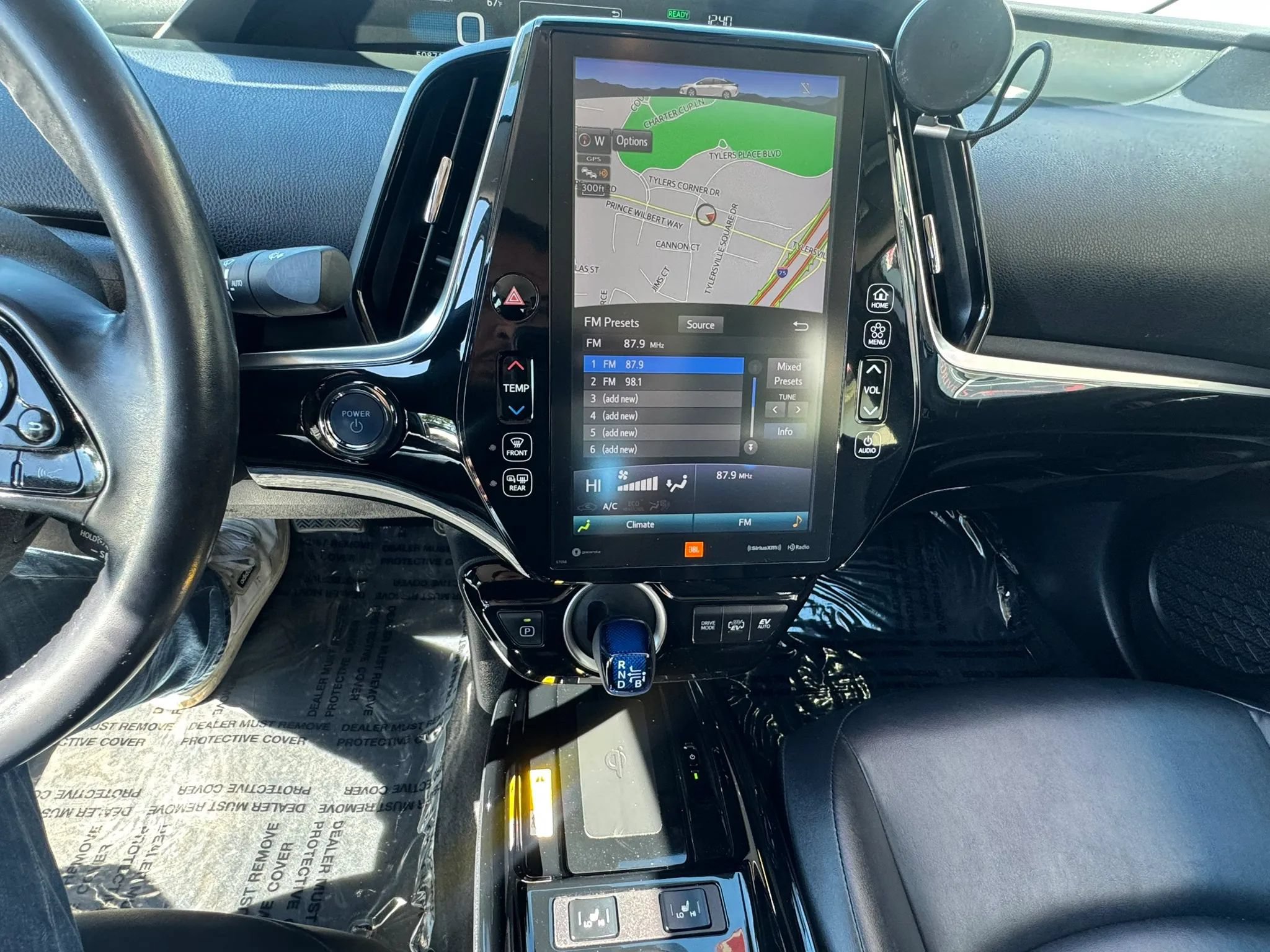 Used 2020 Toyota Prius Prime Limited FWD image 10