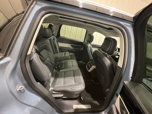 Used 2025 Lincoln Nautilus Reserve AWD/4WD image 16