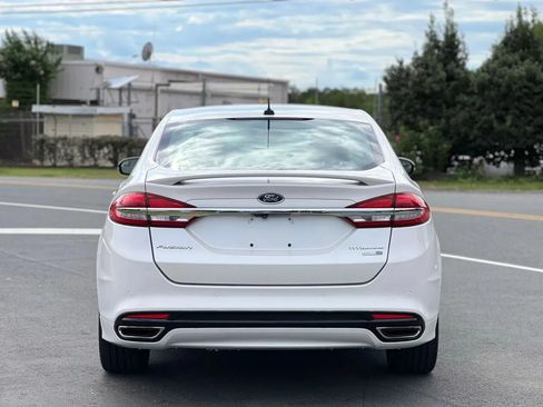 Used 2017 Ford Fusion Titanium AWD/4WD image 4