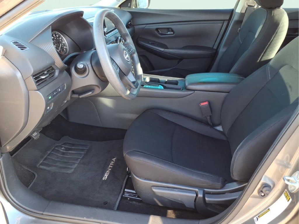 Used 2024 Nissan Sentra S FWD image 18