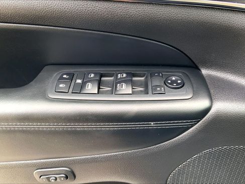 Used 2020 Jeep Grand Cherokee Limited X AWD/4WD image 32