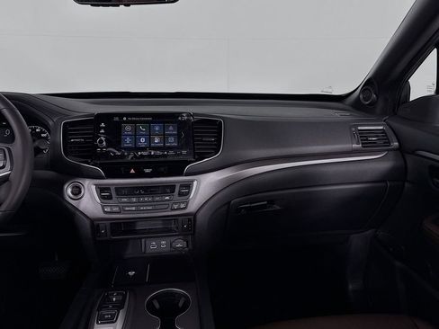 Certified 2025 Honda Ridgeline RTL image 15