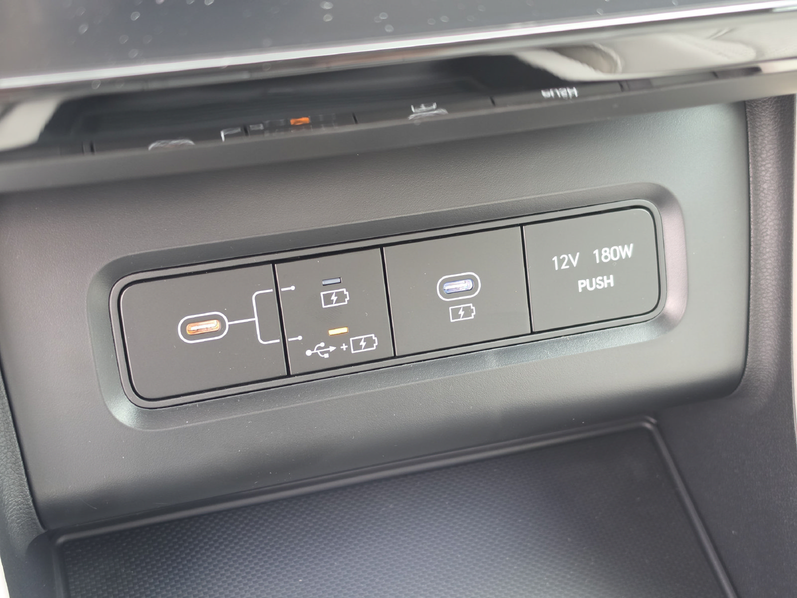 New 2026 Hyundai Tucson Limited FWD image 28