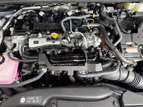 Certified 2025 Toyota Prius Plug-In Hybrid image 43