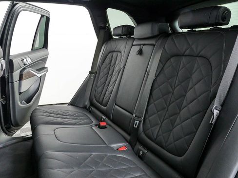 Used 2026 BMW X5 sDrive40i RWD image 21