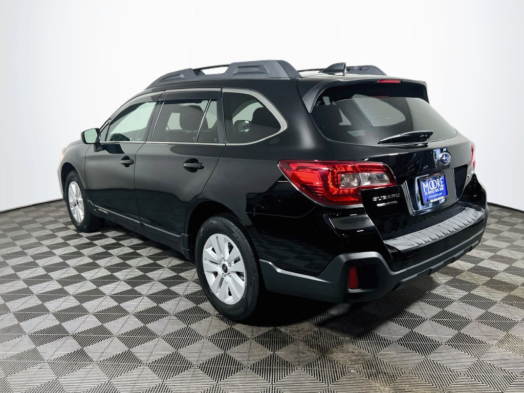 Used 2019 Subaru Outback 2.5i Premium AWD/4WD image 5