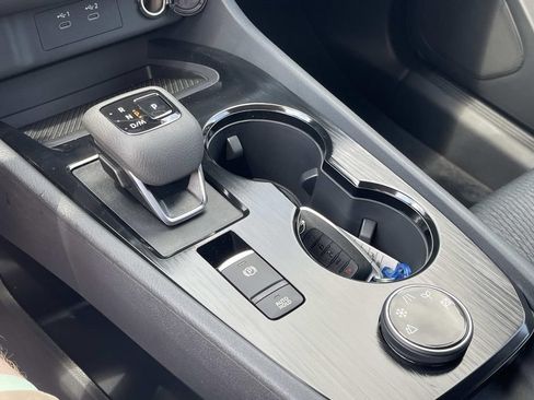 New 2026 Nissan Rogue SV AWD/4WD image 29
