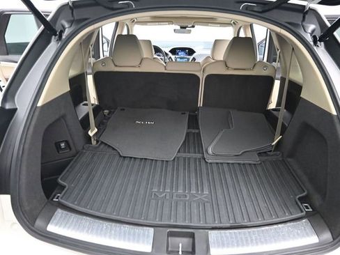 Used 2017 Acura MDX SH-AWD w/ Technology Package image 18