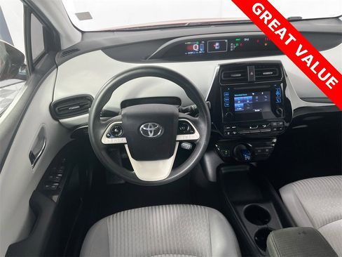 Used 2017 Toyota Prius Two w/ Carpet Mat Package image 20