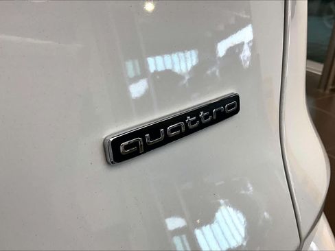 Certified 2025 Audi Q5 Premium Plus w/ Premium Plus AWD/4WD image 10