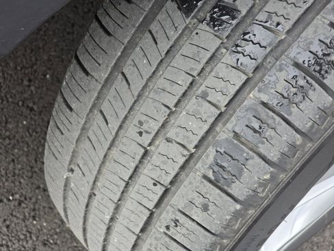 Used 2024 Nissan Kicks S image 31