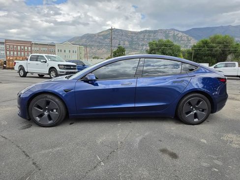 Used 2021 Tesla Model 3 Long Range AWD/4WD image 2