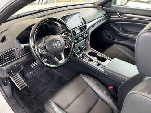 Used 2022 Honda Accord Sport image 9