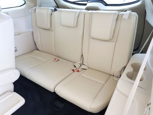 Used 2016 Toyota Highlander Limited FWD image 24