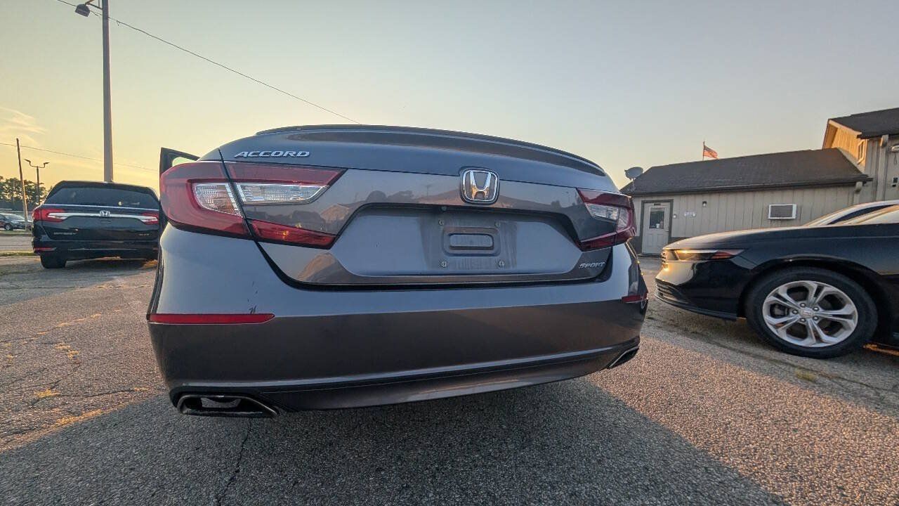 Used 2018 Honda Accord Sport image 14