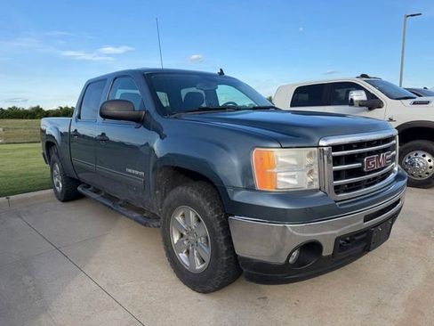 Used 2013 GMC Sierra 1500 SLE w/ Power Tech Package AWD/4WD image 5