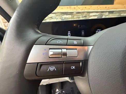 Used 2024 Hyundai Kona SEL AWD/4WD image 41
