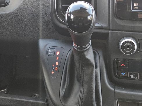 Used 2023 RAM ProMaster 2500 FWD image 9