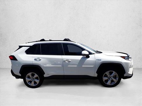 Certified 2020 Toyota RAV4 Limited AWD/4WD image 5