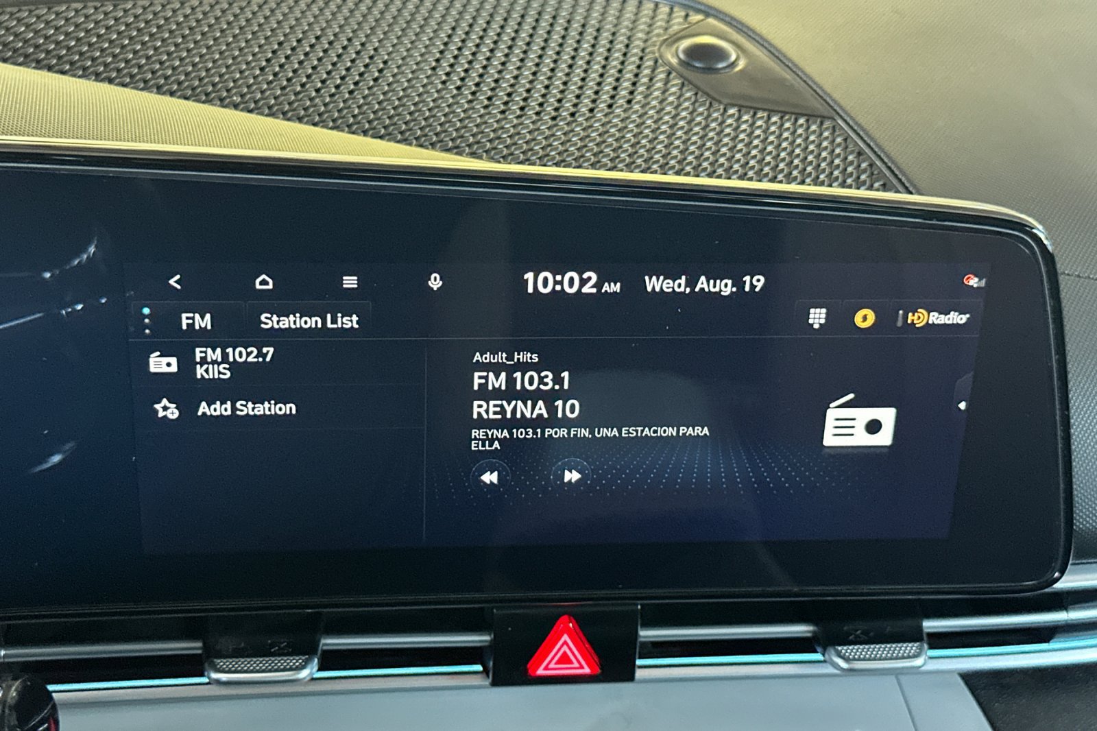 Used 2025 Hyundai Elantra Limited w/ Cargo Package FWD image 18