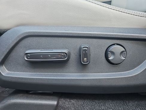 Certified 2024 Honda Pilot Touring image 26