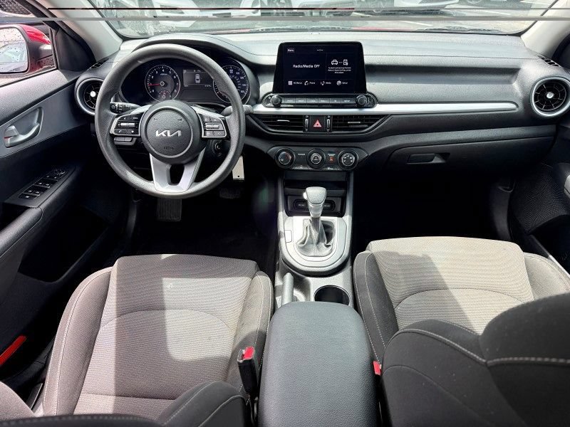 Used 2023 Kia Forte LXS w/ LXS Technology Package FWD image 18