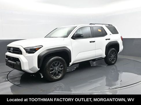 Used 2025 Toyota 4Runner SR5 image 2