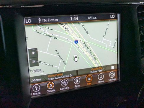 Used 2018 Jeep Grand Cherokee Limited image 15