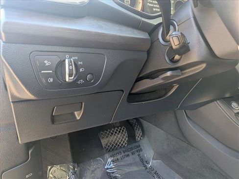 Used 2022 Audi Q5 2.0T Premium Plus image 15