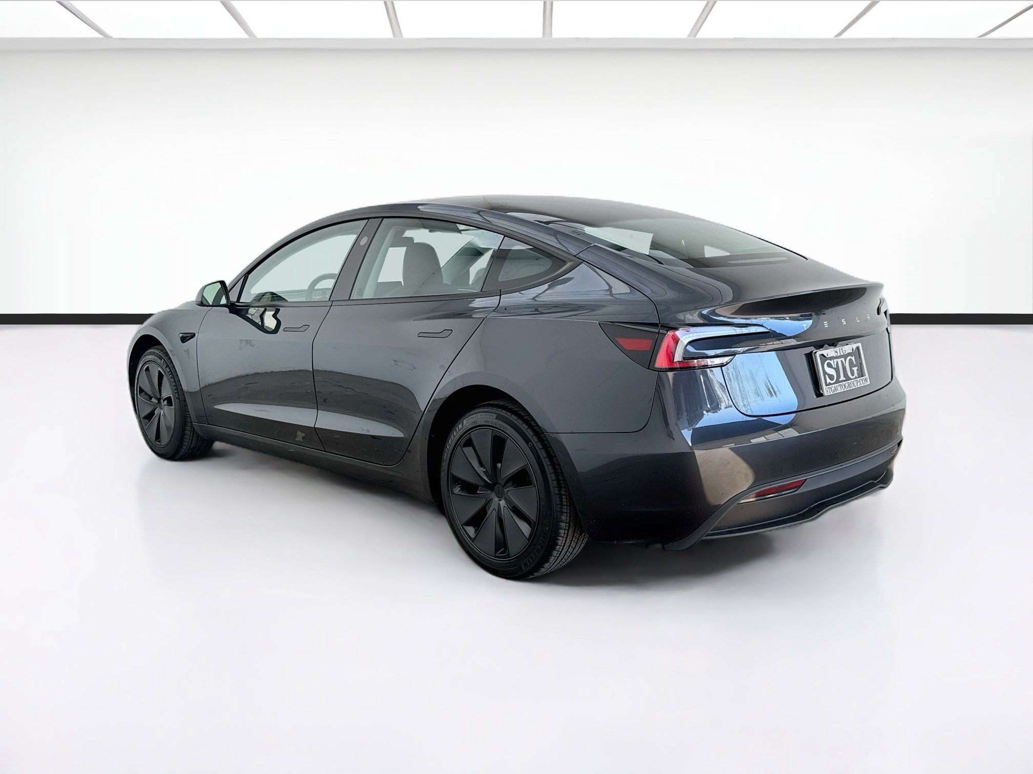 Used 2025 Tesla Model 3 RWD image 6