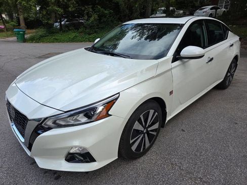 Used 2019 Nissan Altima 2.5 SL AWD/4WD image 3