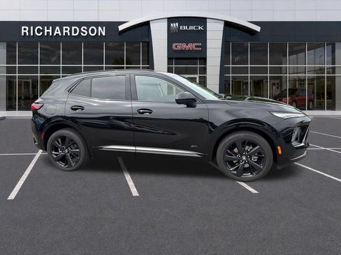 Used 2025 Buick Envision Sport Touring AWD/4WD image 8