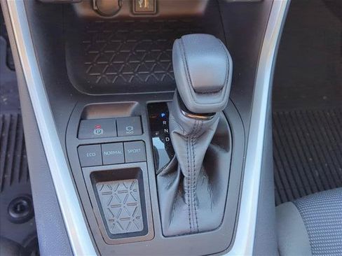 Used 2023 Toyota RAV4 LE FWD image 23