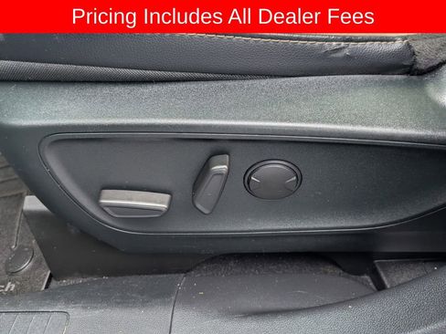 Used 2022 Ford Escape Titanium w/ Class II Trailer Tow Package FWD image 20