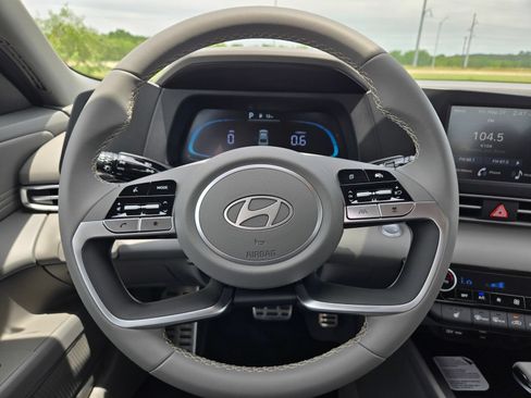 New 2026 Hyundai Elantra SEL Sport Premium FWD image 10