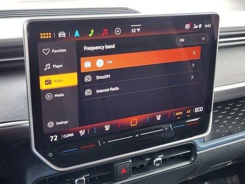 New 2025 Volkswagen ID. Buzz Pro S RWD image 12