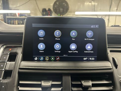 Certified 2021 GMC Yukon SLT w/ SLT Luxury Plus Package image 15