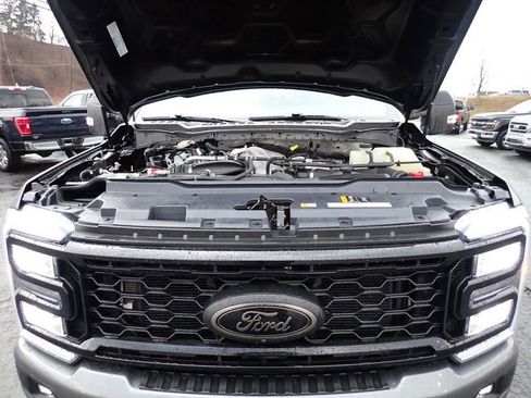Certified 2025 Ford F350 Lariat w/ Lariat Ultimate Package image 15
